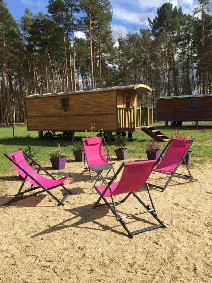 Bed & Breakfast Roulottes Du Des Pins *